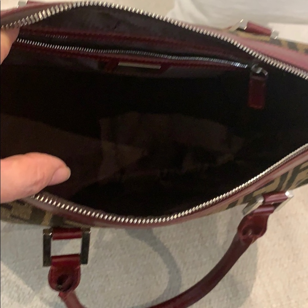 FENDI Handbag - Picture 6 of 7